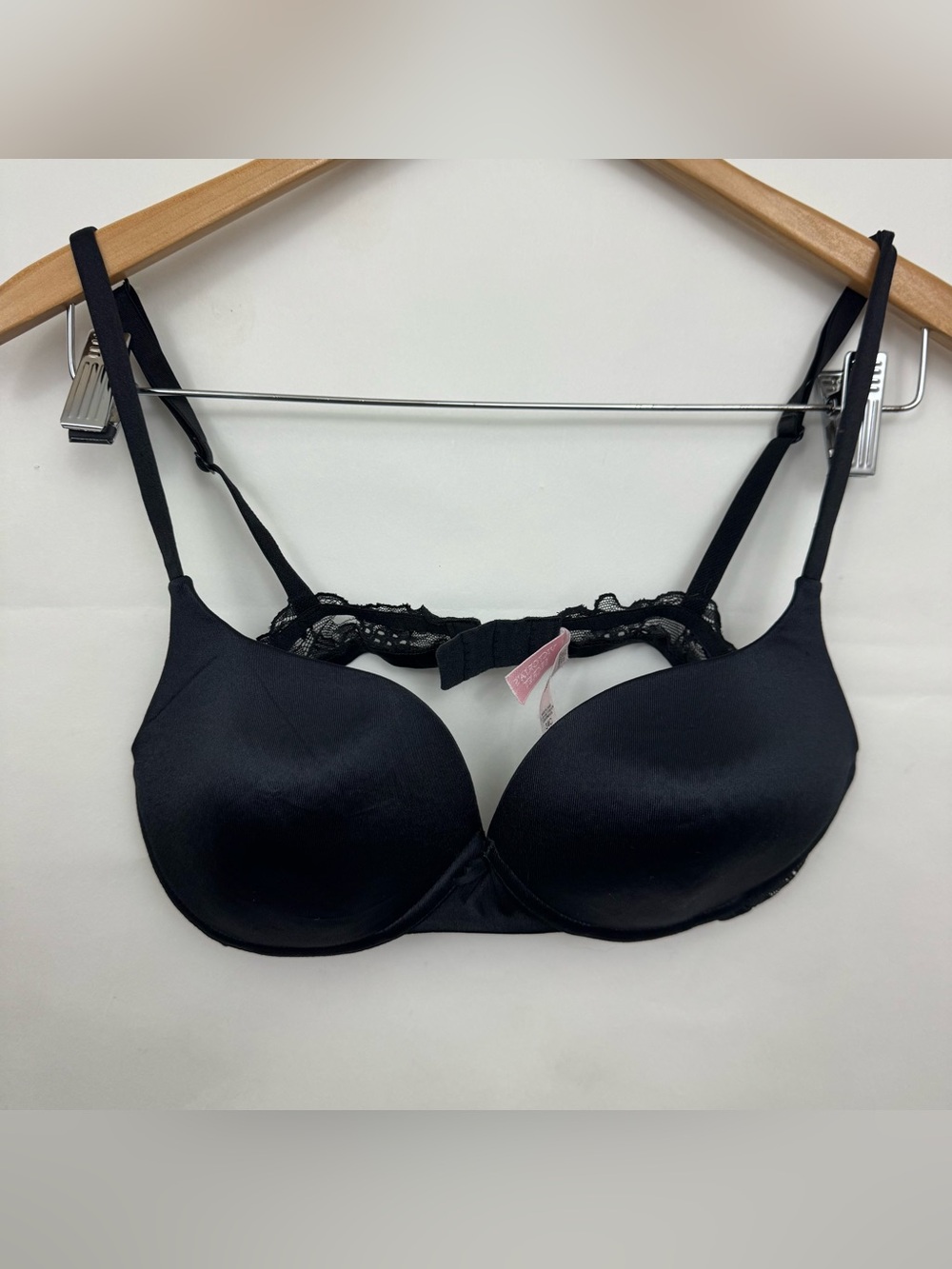 Victoria’s Secret Black Lace-Back Everyday T-Shirt Bra old school bra 34C